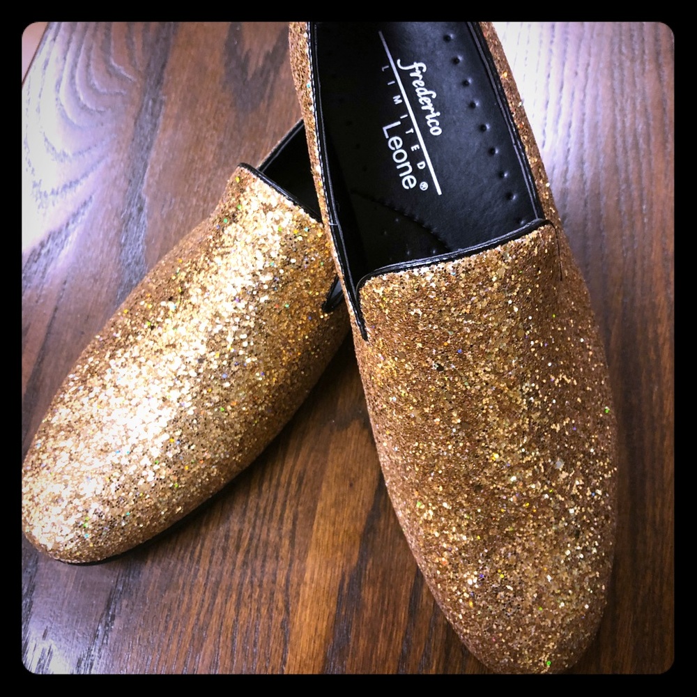 Men’s Slip on Gold Sparkle Shoes.